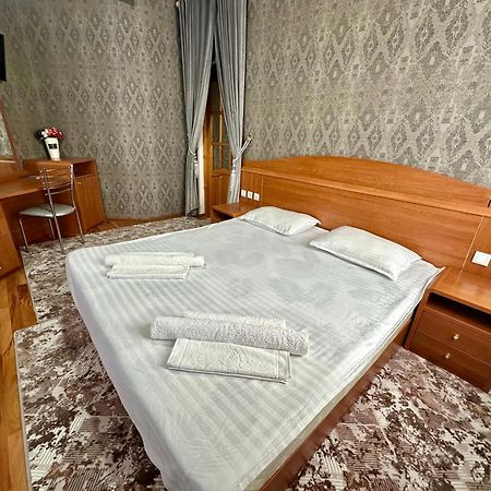 Comfort Inn Σαμαρκάνδη Εξωτερικό φωτογραφία